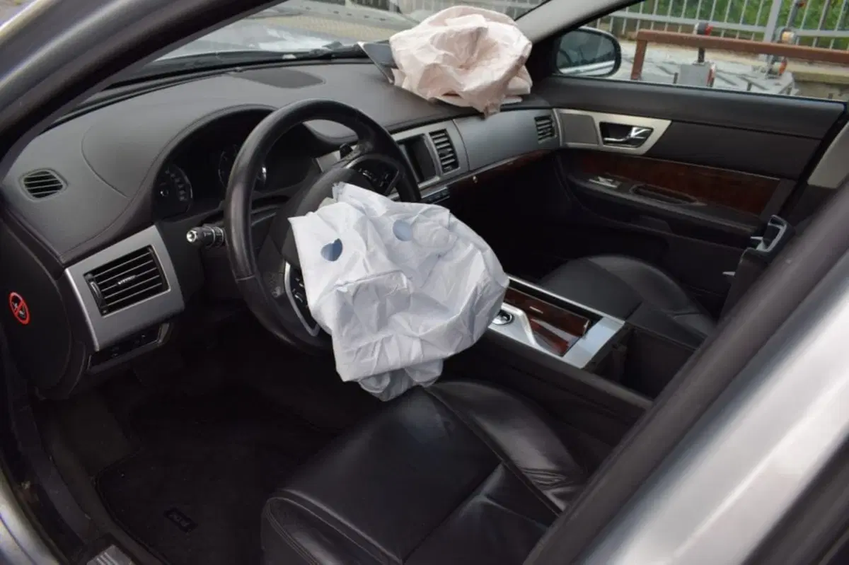 Jaguar XF usata a Cuneo (7)