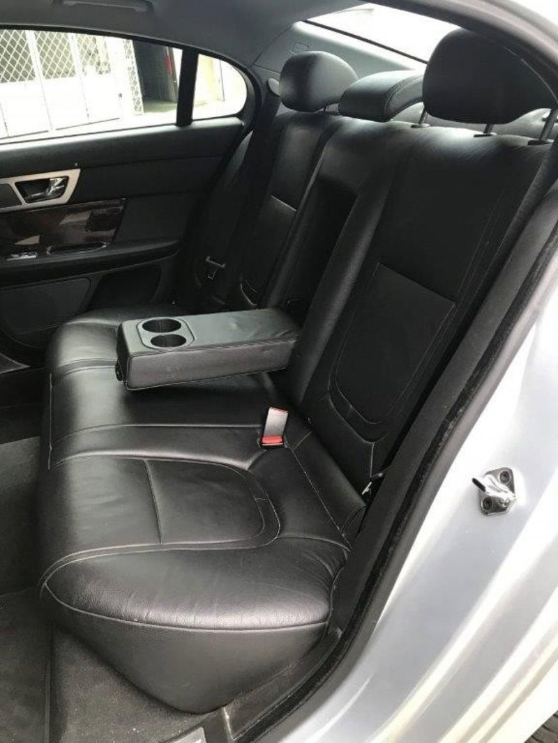 Jaguar XF usata a Cuneo (9)