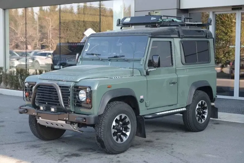 Land Rover Defender usata a Cuneo