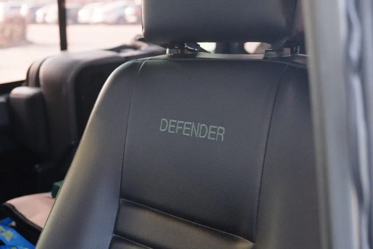 Land Rover Defender usata a Cuneo (12)