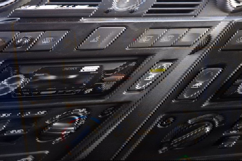 Land Rover Defender usata a Cuneo (14)