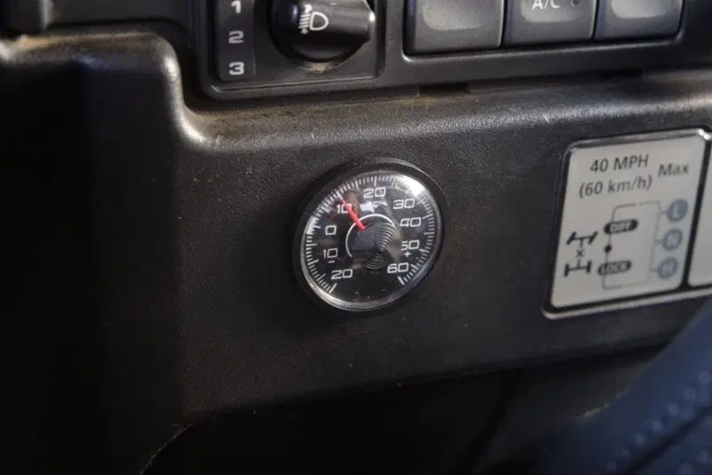 Land Rover Defender usata a Cuneo (16)