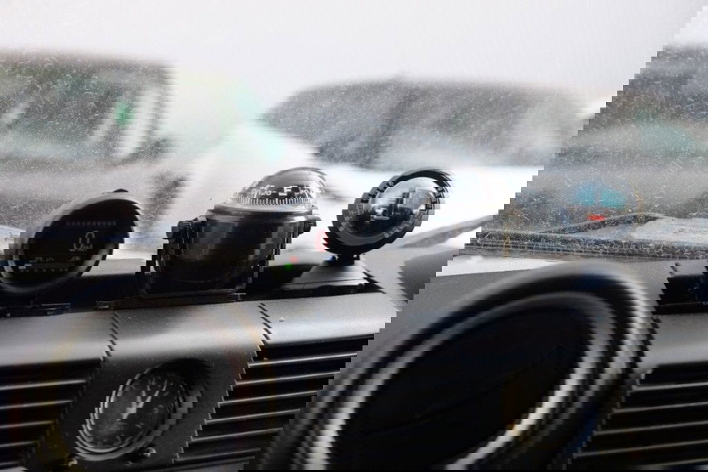 Land Rover Defender usata a Cuneo (17)