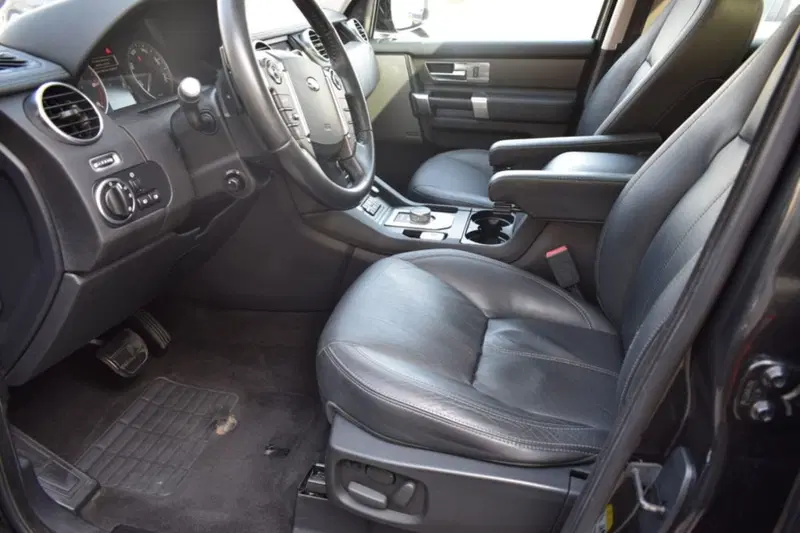 Land Rover Discovery usata a Cuneo (12)