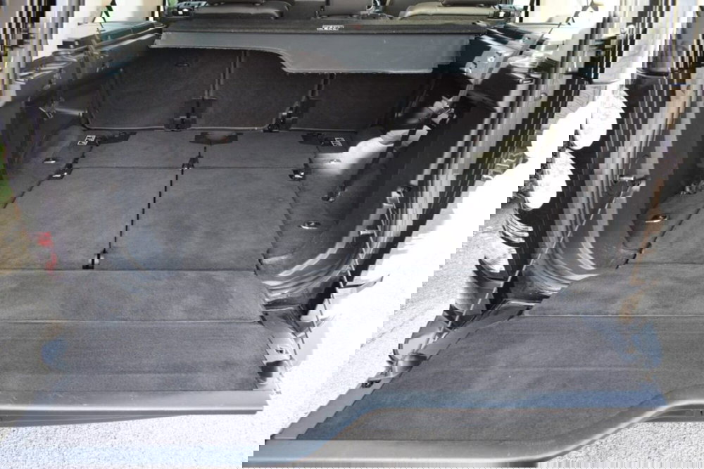 Land Rover Discovery usata a Cuneo (18)