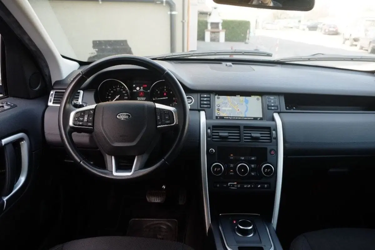 Land Rover Discovery Sport usata a Cuneo (12)