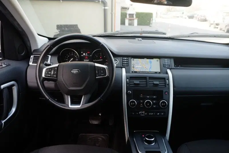 Land Rover Discovery Sport usata a Cuneo (12)