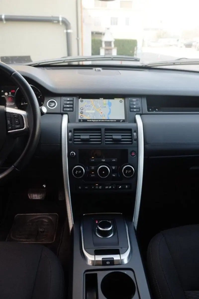 Land Rover Discovery Sport usata a Cuneo (14)