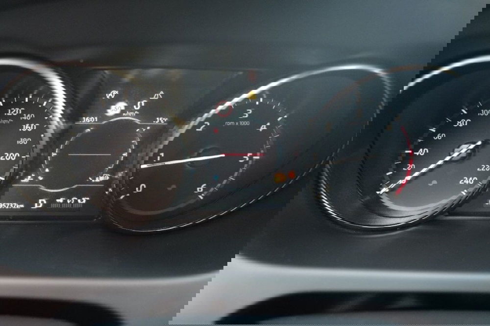 Land Rover Discovery Sport usata a Cuneo (15)