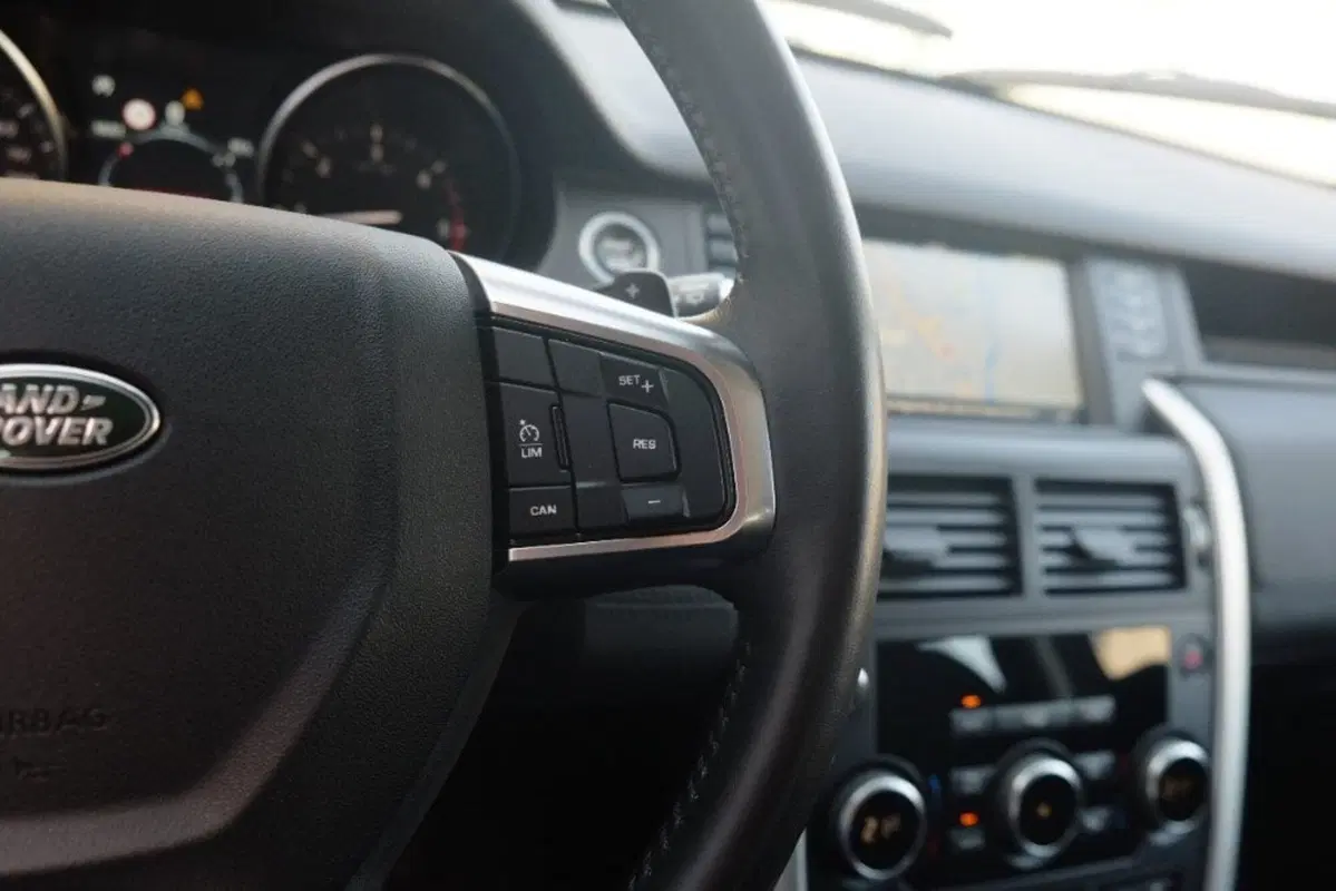Land Rover Discovery Sport usata a Cuneo (16)