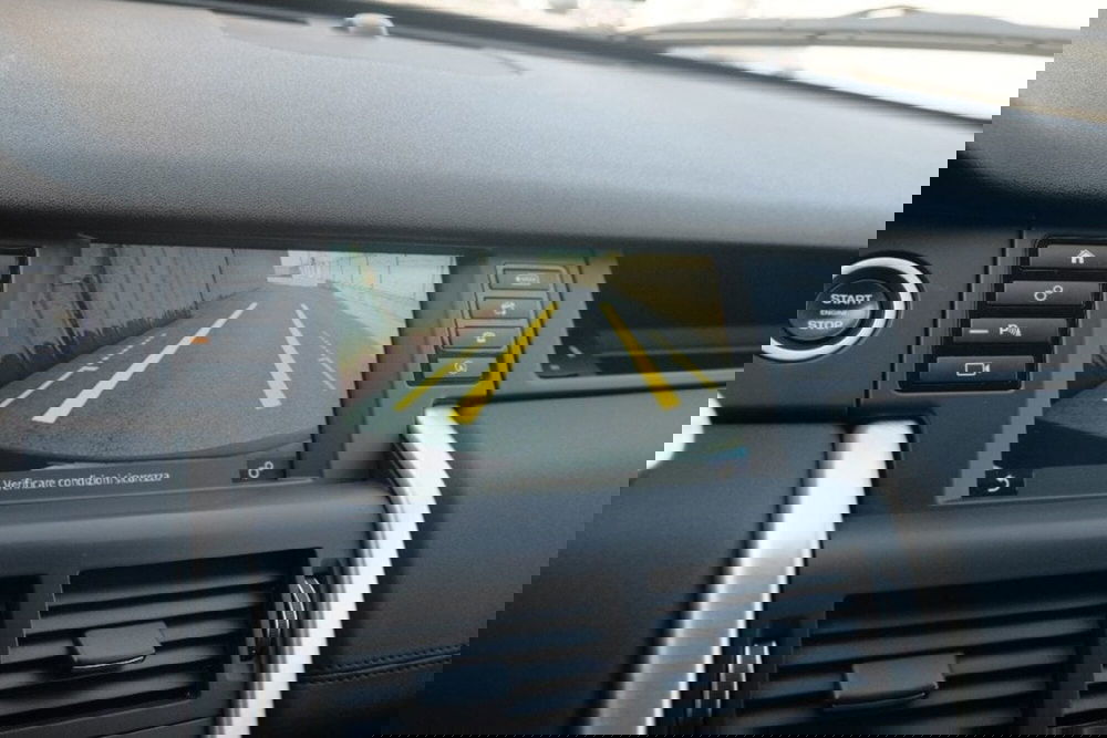 Land Rover Discovery Sport usata a Cuneo (18)