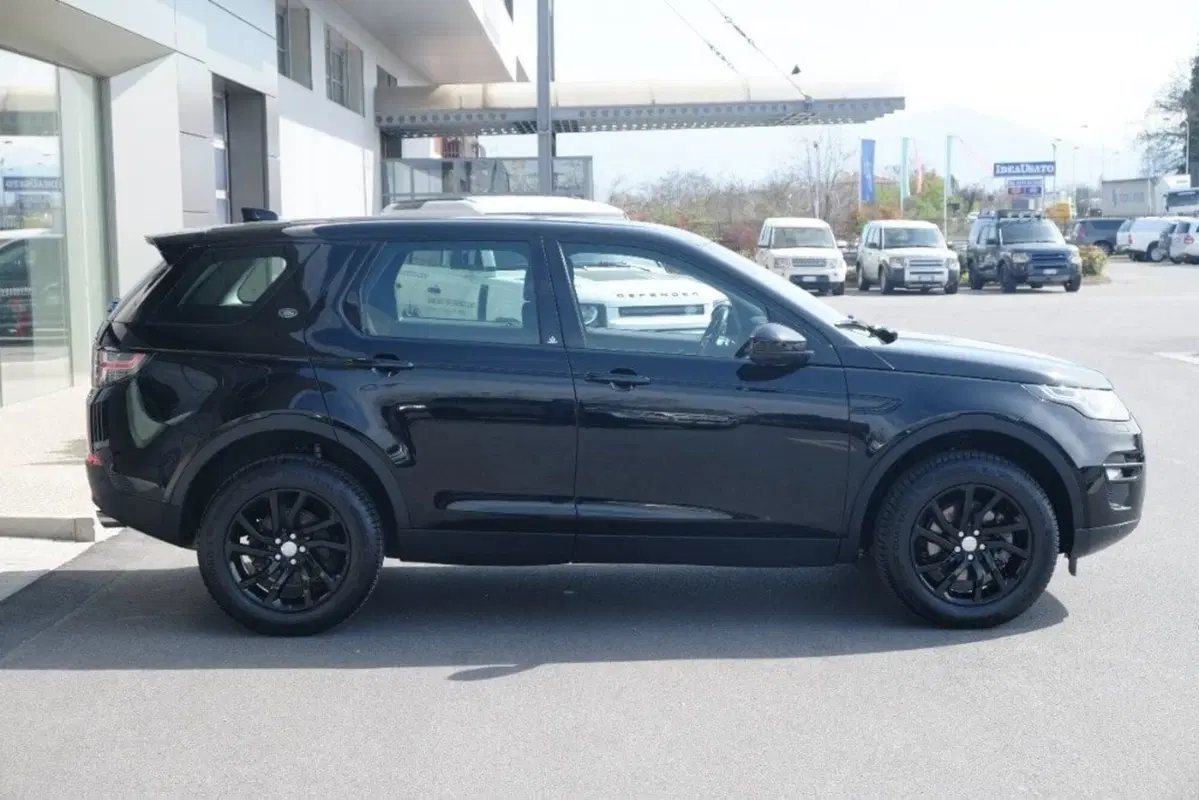 Land Rover Discovery Sport usata a Cuneo (6)
