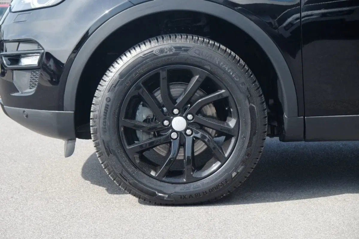 Land Rover Discovery Sport usata a Cuneo (9)