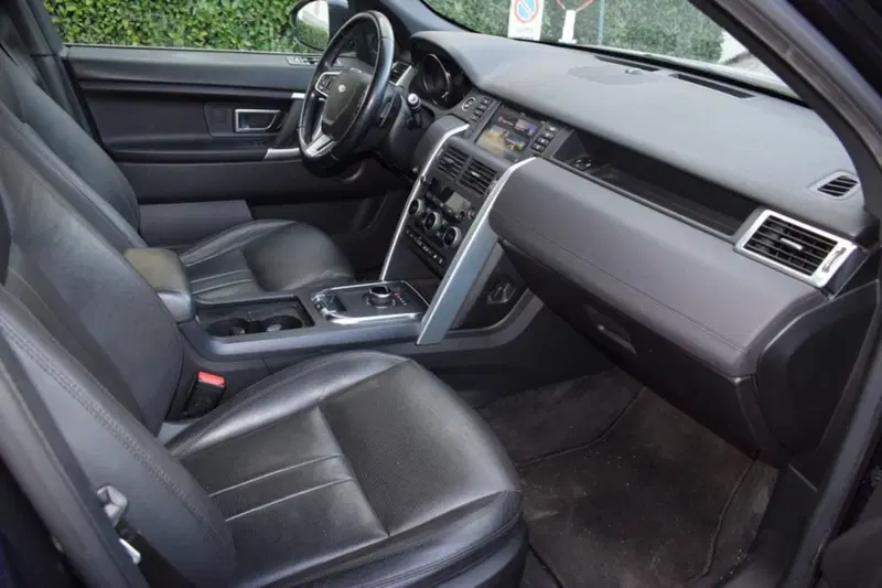 Land Rover Discovery Sport usata a Cuneo (13)