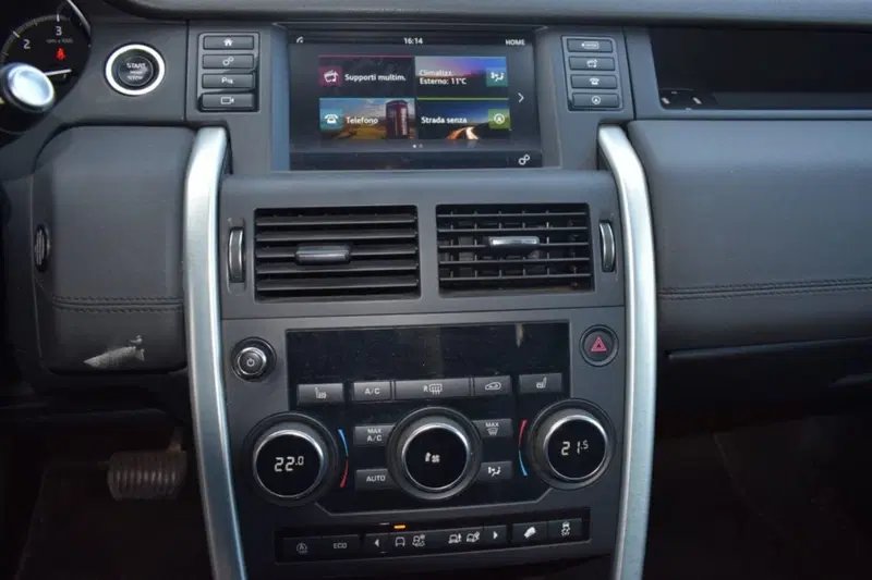 Land Rover Discovery Sport usata a Cuneo (16)