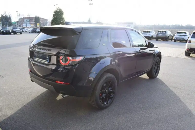 Land Rover Discovery Sport usata a Cuneo (8)