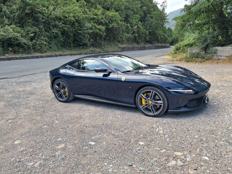 Ferrari Roma Coupé usata a Perugia (9)