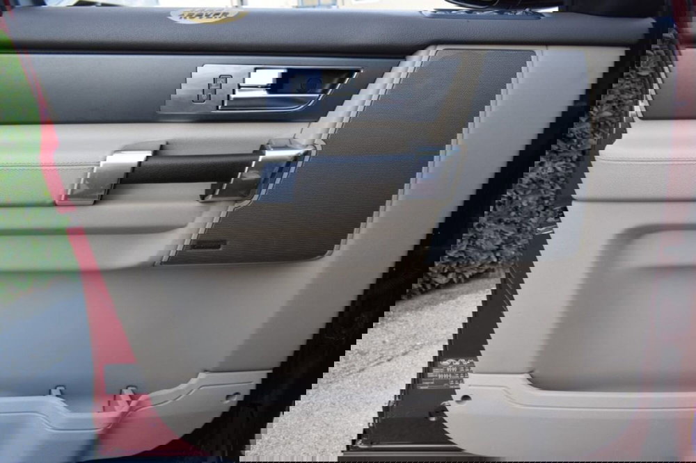 Land Rover Discovery usata a Cuneo (12)