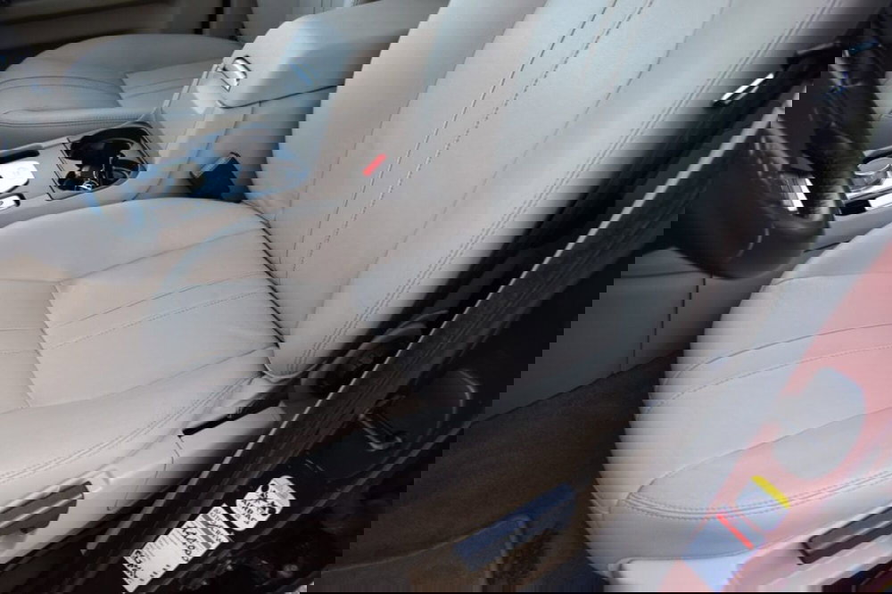 Land Rover Discovery usata a Cuneo (13)