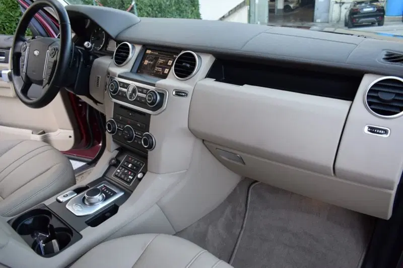 Land Rover Discovery usata a Cuneo (18)