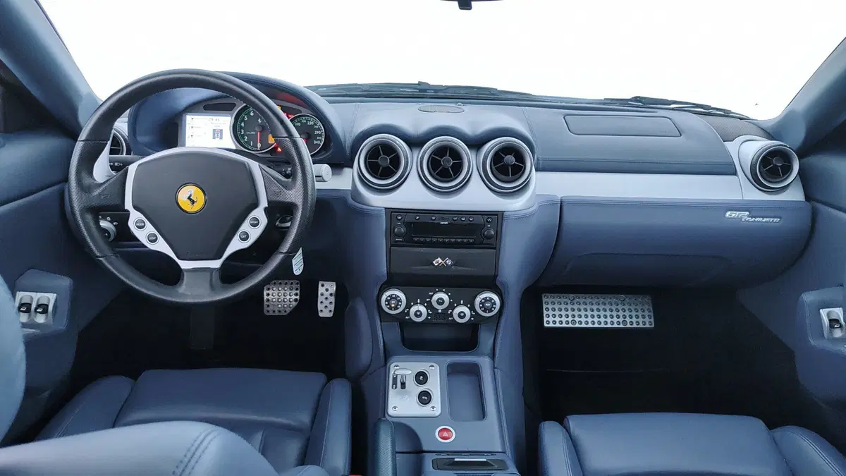 Ferrari 612 Coupé usata a Perugia (16)