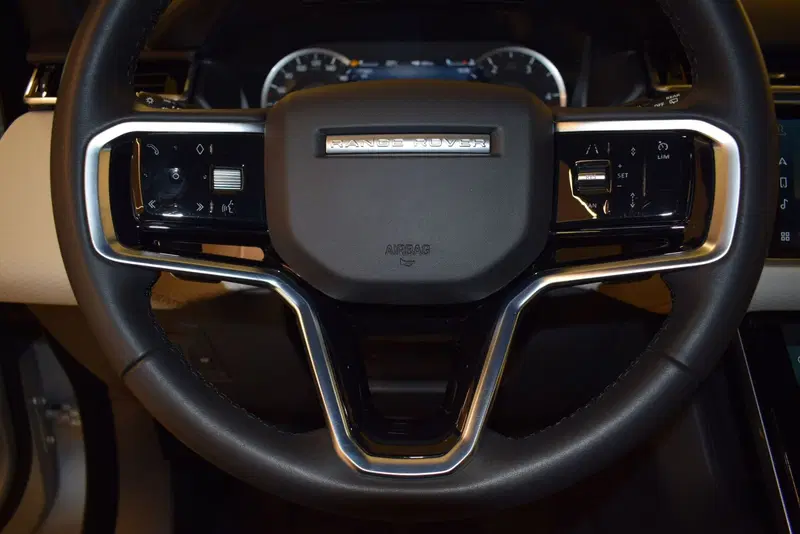 Land Rover Range Rover Velar usata a Cuneo (11)