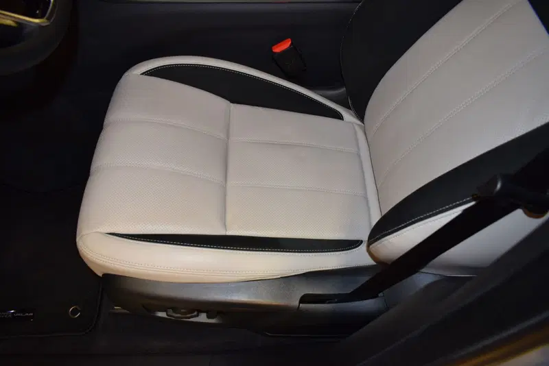 Land Rover Range Rover Velar usata a Cuneo (18)