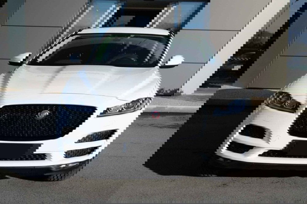 Jaguar F-Pace usata a Cuneo (2)