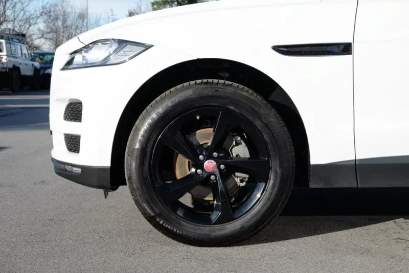 Jaguar F-Pace usata a Cuneo (20)