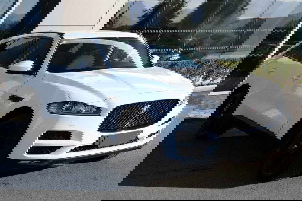 Jaguar F-Pace usata a Cuneo (3)