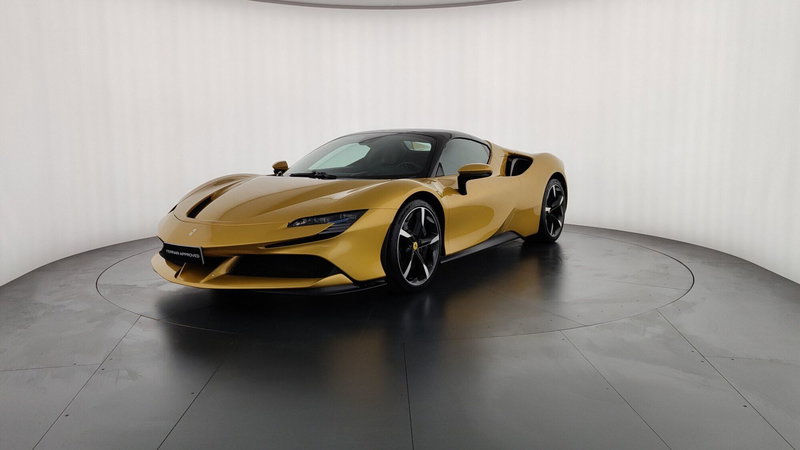 Ferrari SF90 Coupé usata a Perugia