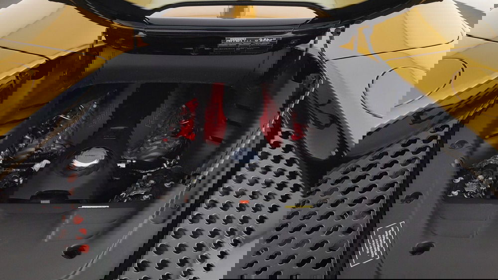 Ferrari SF90 Coupé usata a Perugia (11)