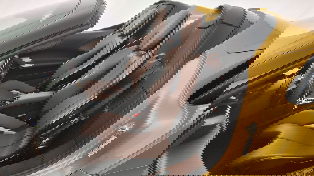 Ferrari SF90 Coupé usata a Perugia (13)