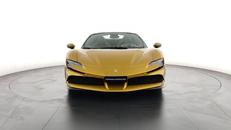 Ferrari SF90 Coupé usata a Perugia (2)