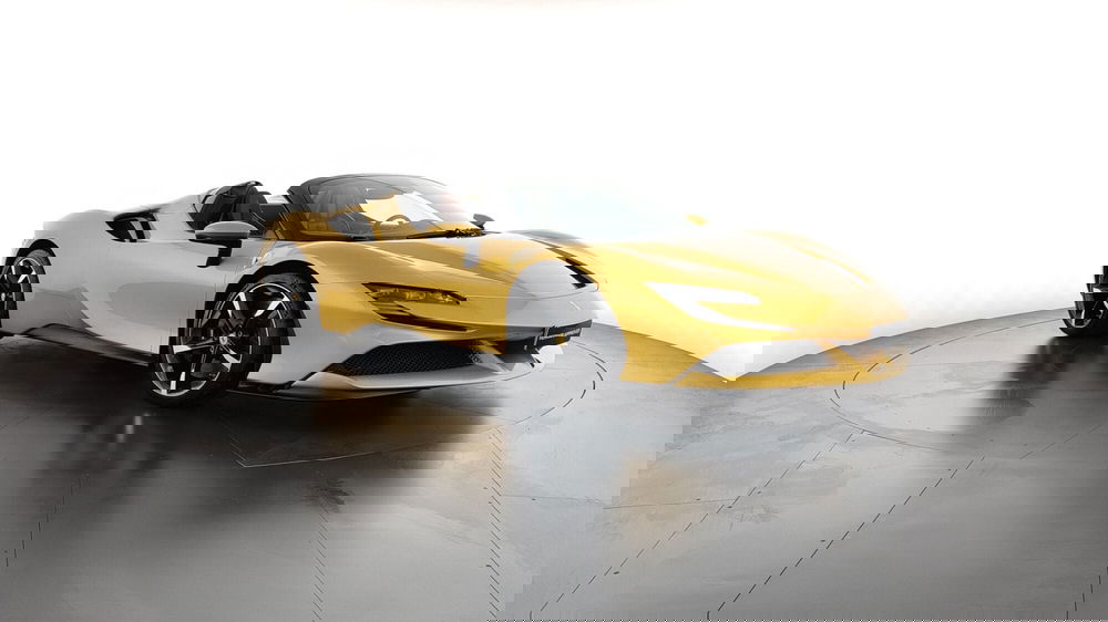 Ferrari SF90 Coupé usata a Perugia (3)