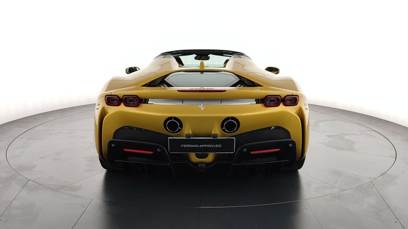 Ferrari SF90 Coupé usata a Perugia (6)