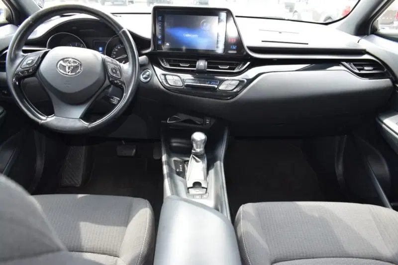 Toyota Toyota C-HR usata a Cuneo (10)