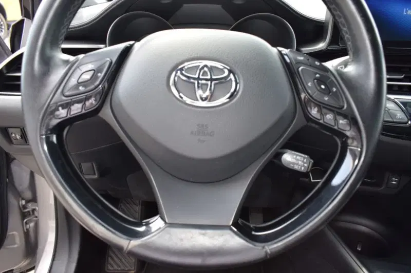 Toyota Toyota C-HR usata a Cuneo (12)