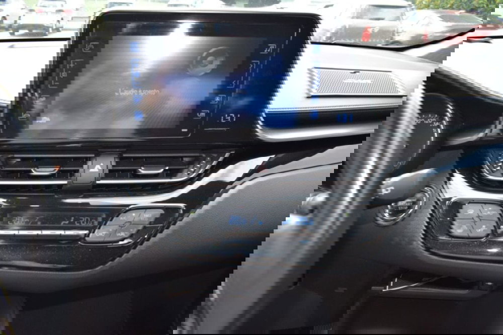 Toyota Toyota C-HR usata a Cuneo (13)