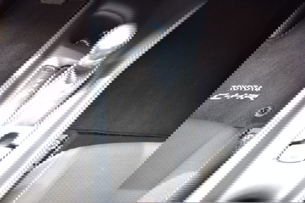 Toyota Toyota C-HR usata a Cuneo (15)