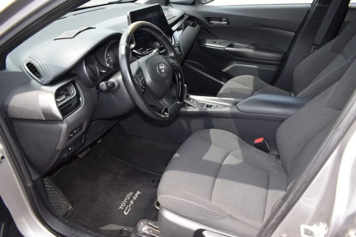 Toyota Toyota C-HR usata a Cuneo (16)