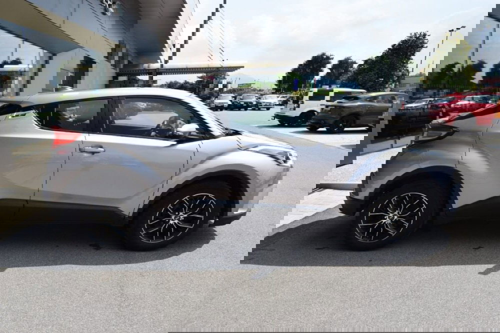 Toyota Toyota C-HR usata a Cuneo (6)