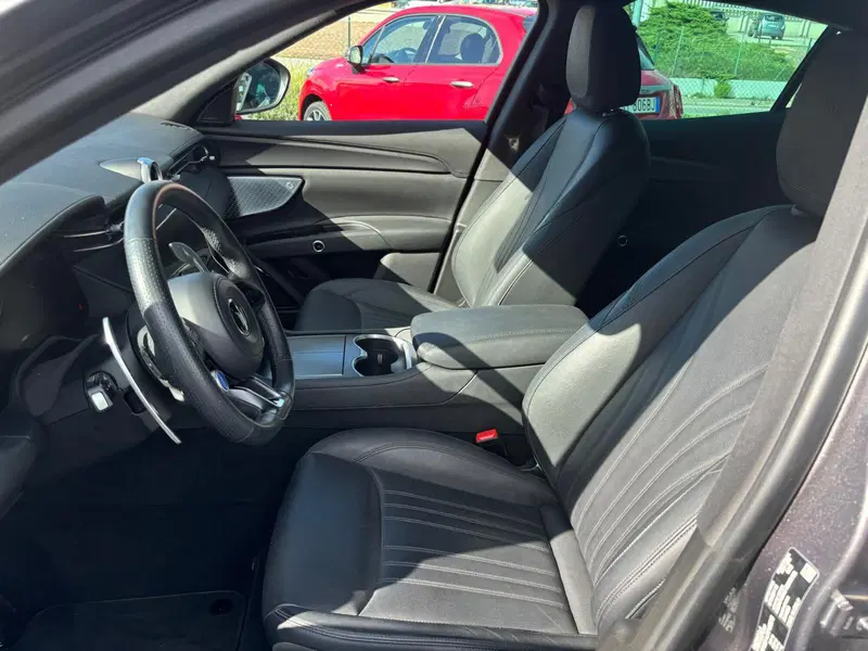 Maserati Grecale usata a Perugia (10)