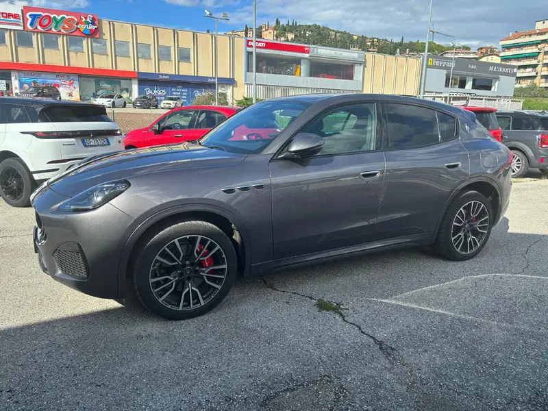Maserati Grecale usata a Perugia (3)