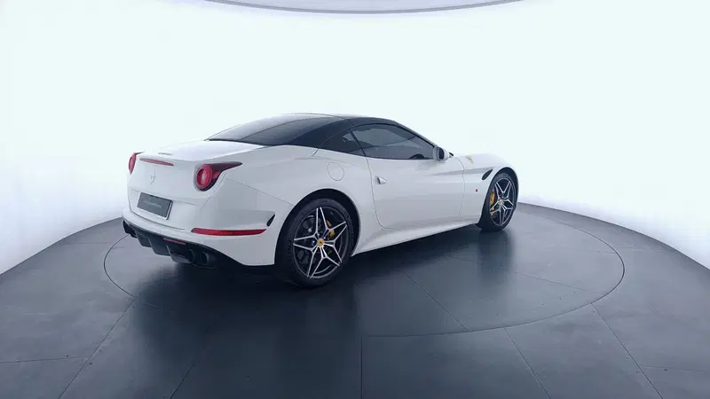 Ferrari California Spider usata a Perugia (5)