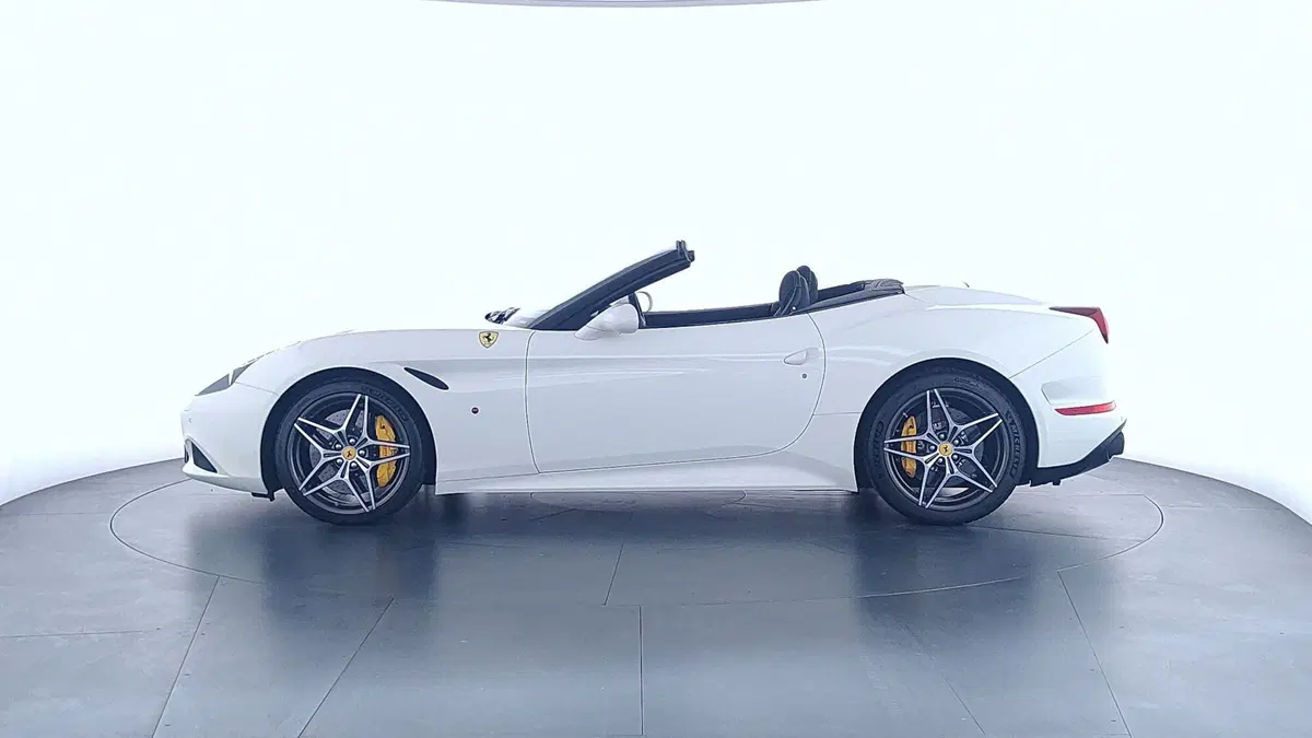 Ferrari California Spider usata a Perugia (8)