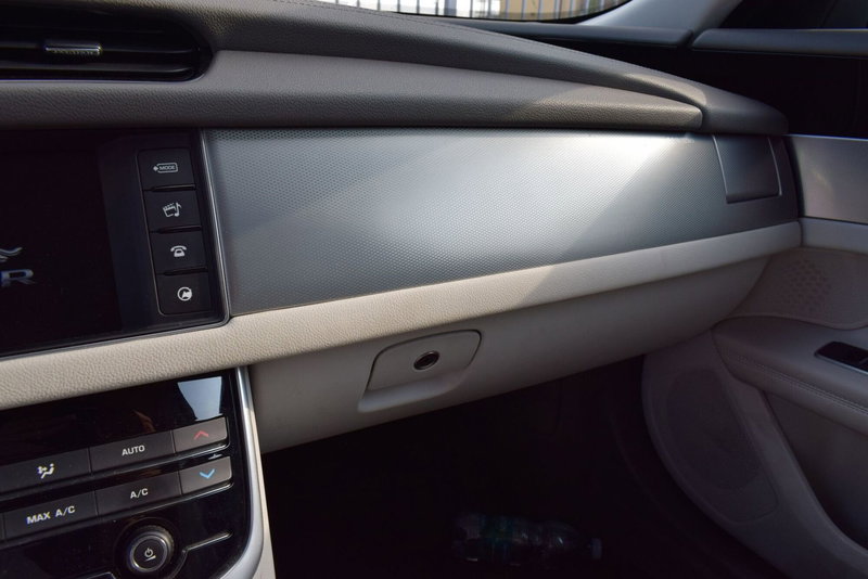 Jaguar XF usata a Cuneo (10)