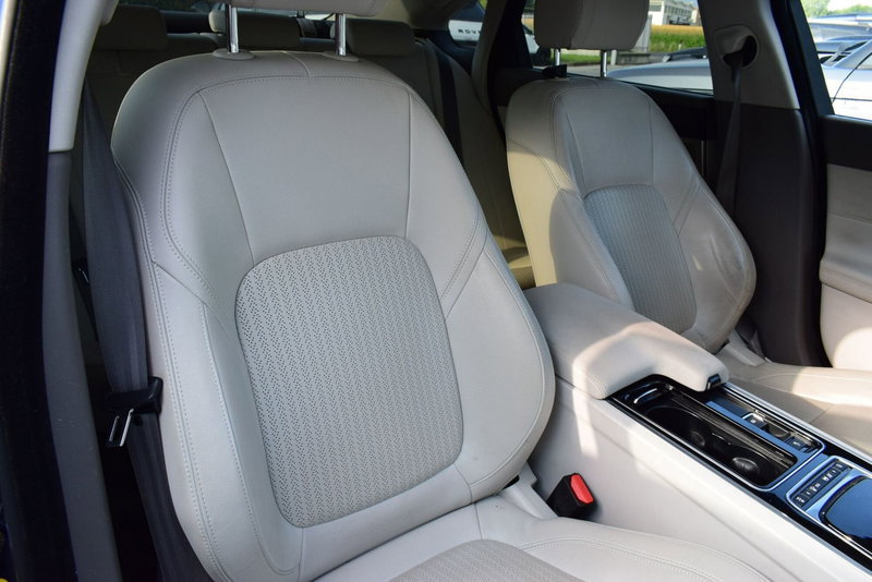 Jaguar XF usata a Cuneo (15)