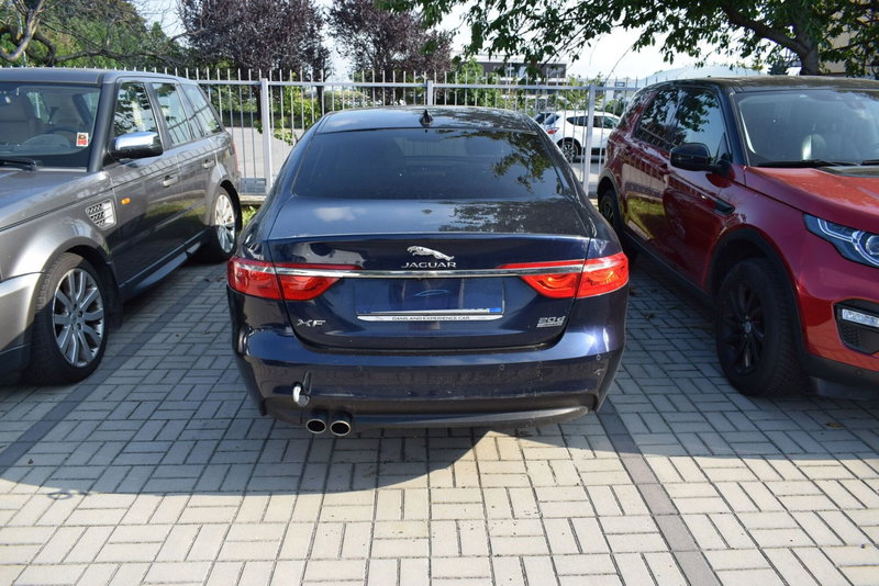 Jaguar XF usata a Cuneo (4)