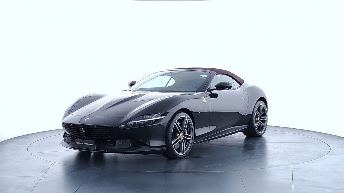 Ferrari Roma Spider usata a Perugia